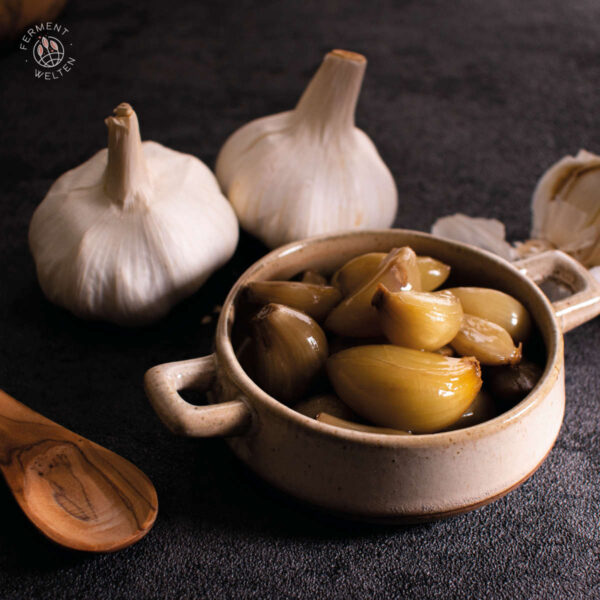 fermentierter-knoblauch-rezept-in-schale